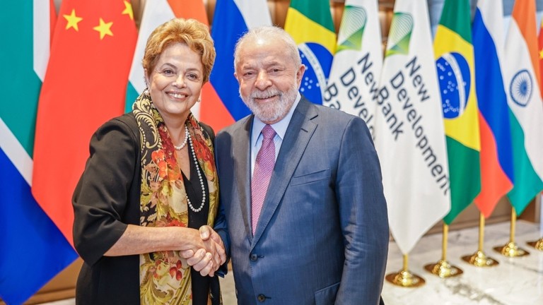 /images/noticias/Presidente Lula da Silva inicia sua primeira visita de Estado a China.jpg